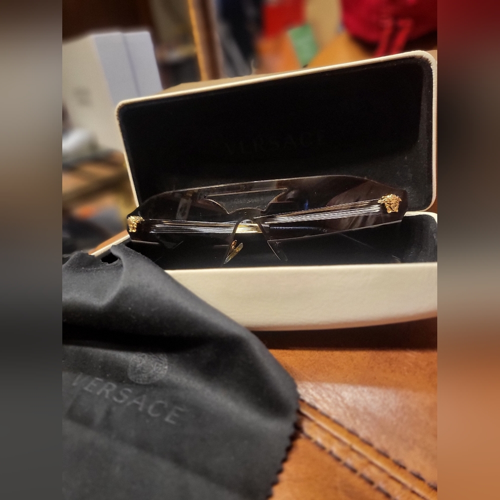 Versace aviator - Picture 4 of 5